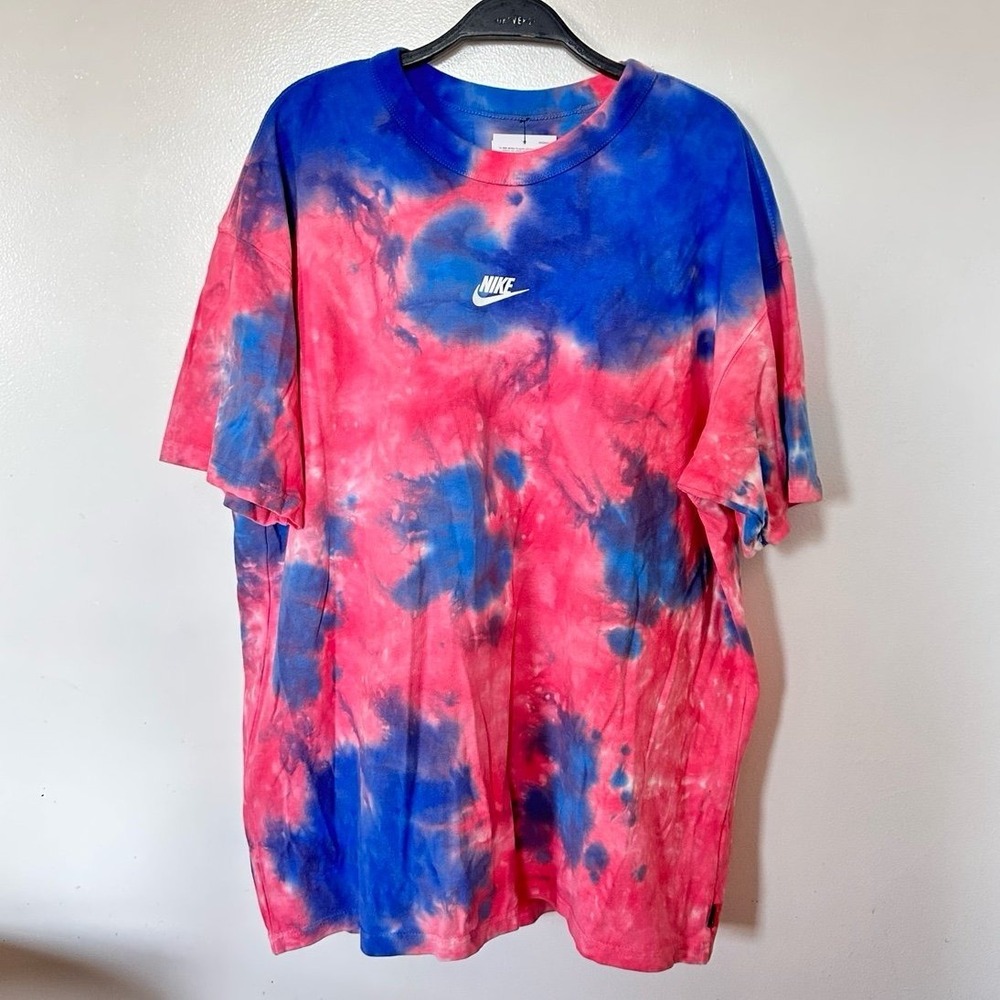 NWT Nike Pink Blue Tie Dye Rare Short Sleeve Tee Shirt Large